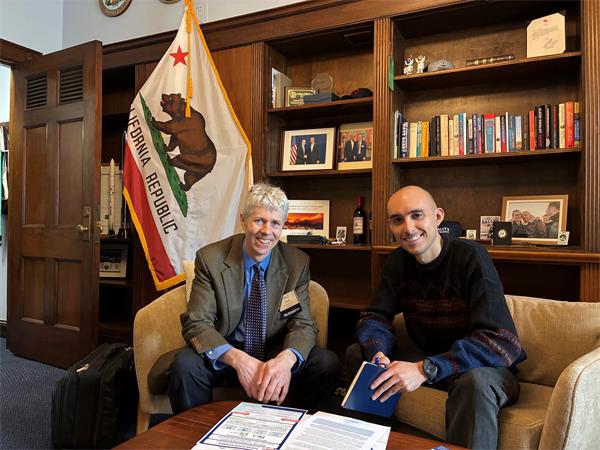 Will Dow meets with Whitesides staff